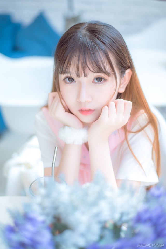 我漠视无谓的闲言，这使我内心舒畅。